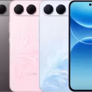 Четыре смартфона Oppo A7 Pro и A7 Pro Max вид спереди и сзади