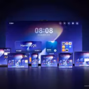 Множественные устройства с HarmonyOS мобильные планшеты часы смартфоны
