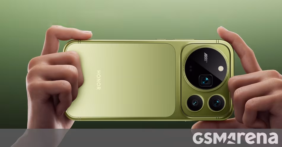 Зеленый смартфон Honor Magic9 Pro Max с двумя камерами на задней панели