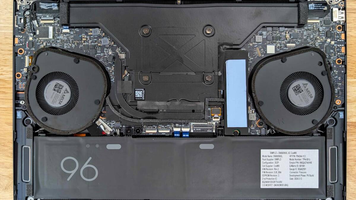 HP ZBook Ultra G3a 16 получил 192 ГБ памяти и до 160 ГБ для встроенной графики 8 HP ZBook Ultra G3a 16 получил 192 ГБ памяти и до 160 ГБ для встроенной графики