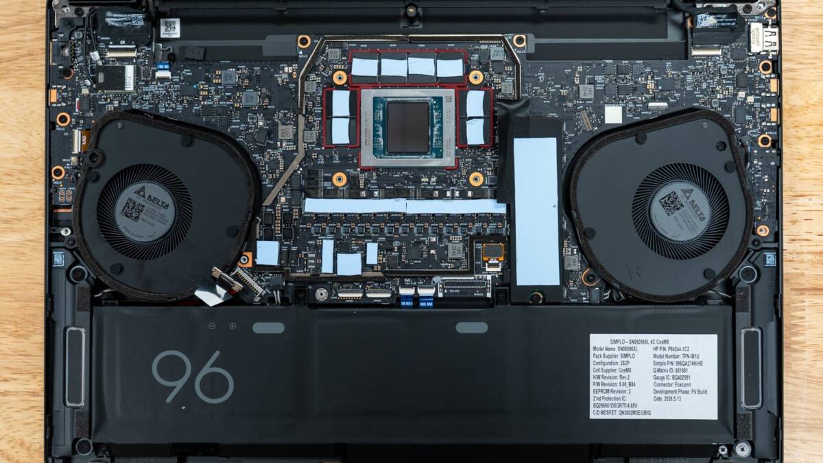 HP ZBook Ultra G3a 16 получил 192 ГБ памяти и до 160 ГБ для встроенной графики 9 HP ZBook Ultra G3a 16 получил 192 ГБ памяти и до 160 ГБ для встроенной графики
