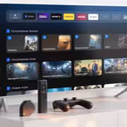 Игровой медиацентр SberBox Max получил геймпад с «ГигаЧатом» и 10 часов игр 3 Телевизор SberBox Max с геймпадом и пультом