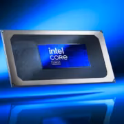 процессор Intel Core Ultra на фоне синего света