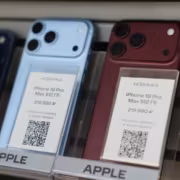Цветные iPhone 18 Pro и Pro Max на распродаже