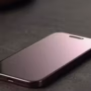 iPhone 18 Pro 1 ТБ на поверхности