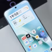 смартфон iQOO Z11S экран интерфейс и иконки