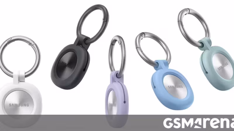 Пять брелоков Samsung SmartTag3 разных цветов и форм