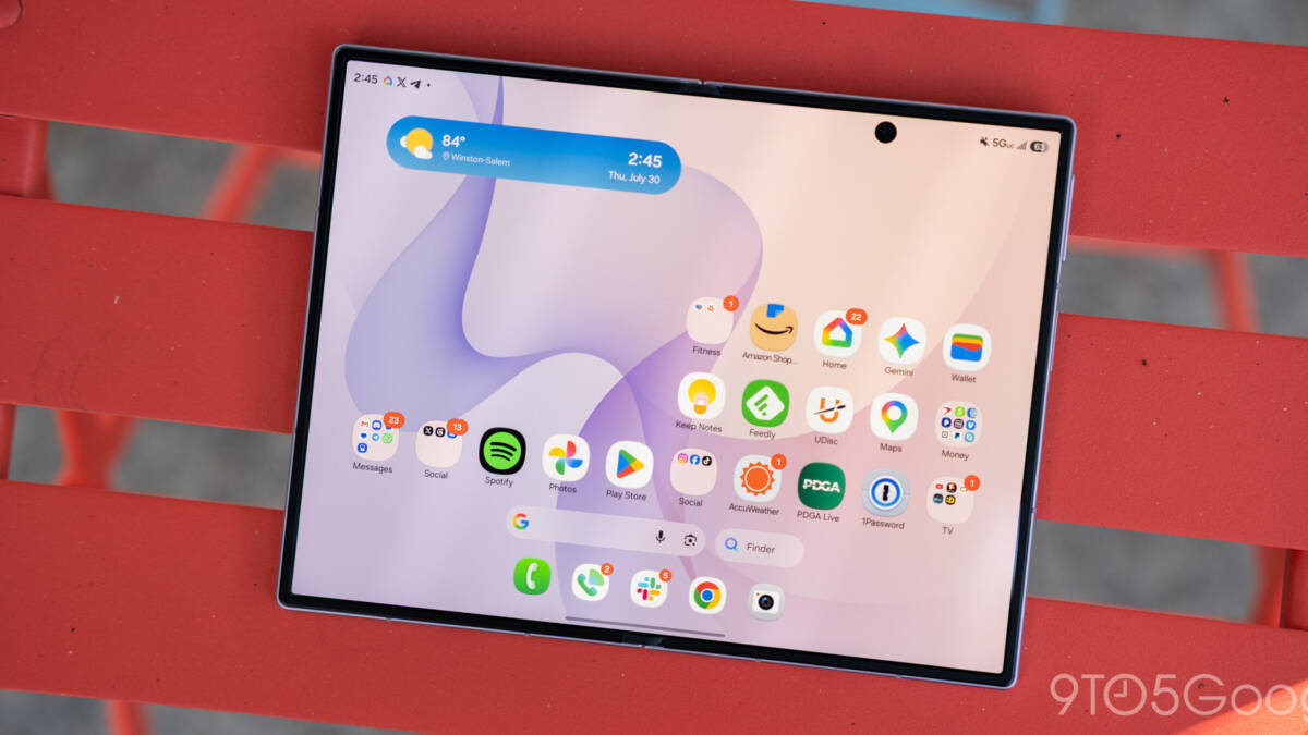Первая скидка на Galaxy Z Fold 8 опустила цену складного смартфона до $1 650 1 Первая скидка на Galaxy Z Fold 8 опустила цену складного смартфона до $1 650
