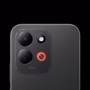 Redmi 17 с батареей 7500 мА·ч вышел в России от 18 тыс. рублей 1 Задняя панель Redmi 17 с тремя камерами и вспышкой