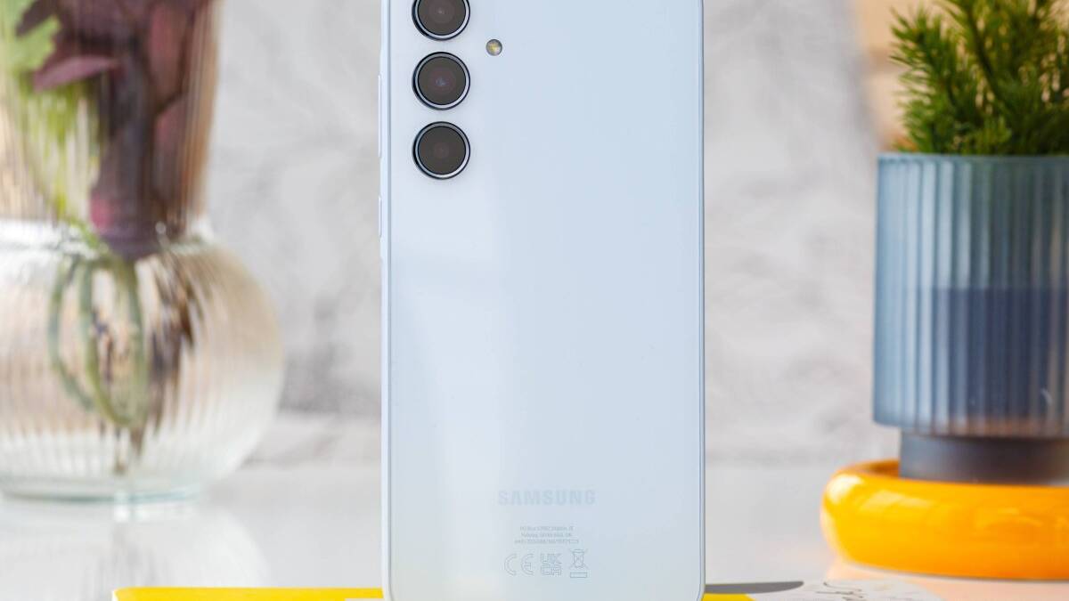 Samsung близка к запуску беты One UI 9 для Galaxy A35