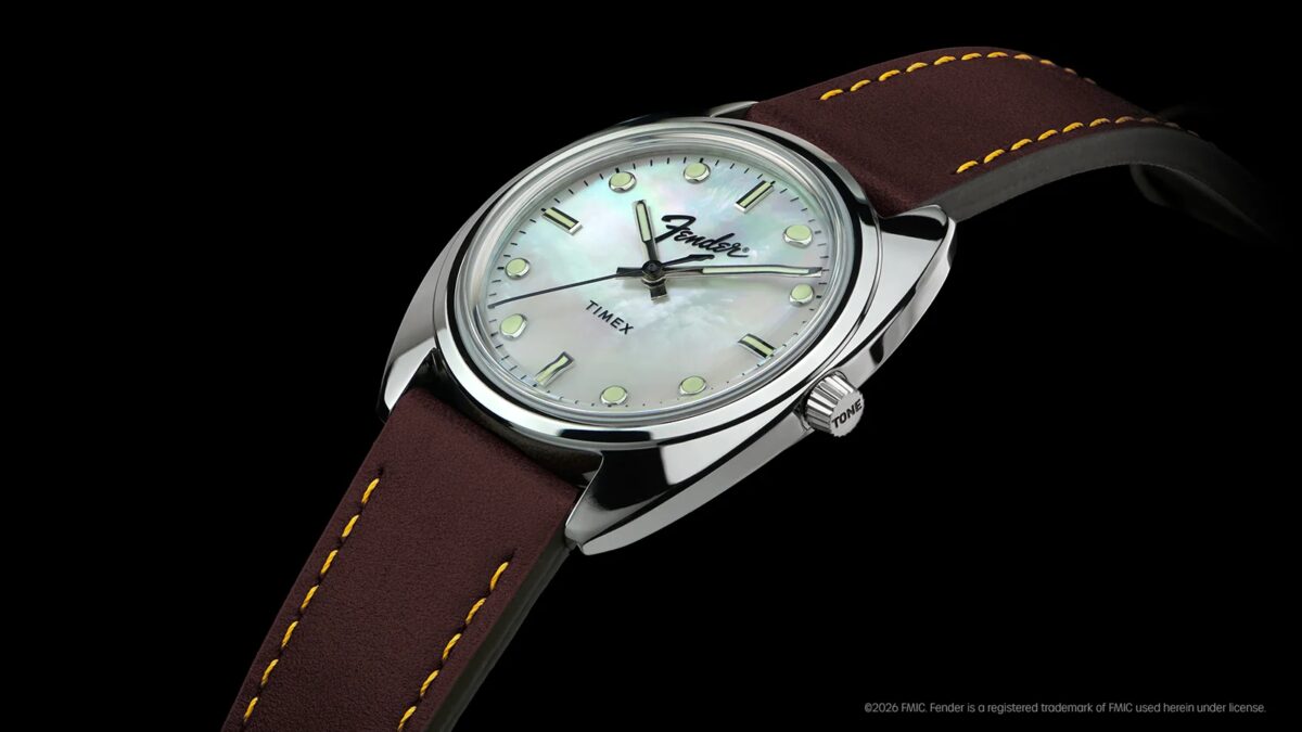 Timex и Fender выпустили в США две модели часов с гитарными деталями 7 Часы Timex Fender с перламутровым циферблатом и кожаным ремешком