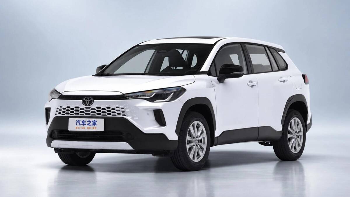У российских дилеров появились гибридные Toyota Corolla Cross: 196 л.с. и 3,9 млн рублей 1 У российских дилеров появились гибридные Toyota Corolla Cross: 196 л.с. и 3,9 млн рублей