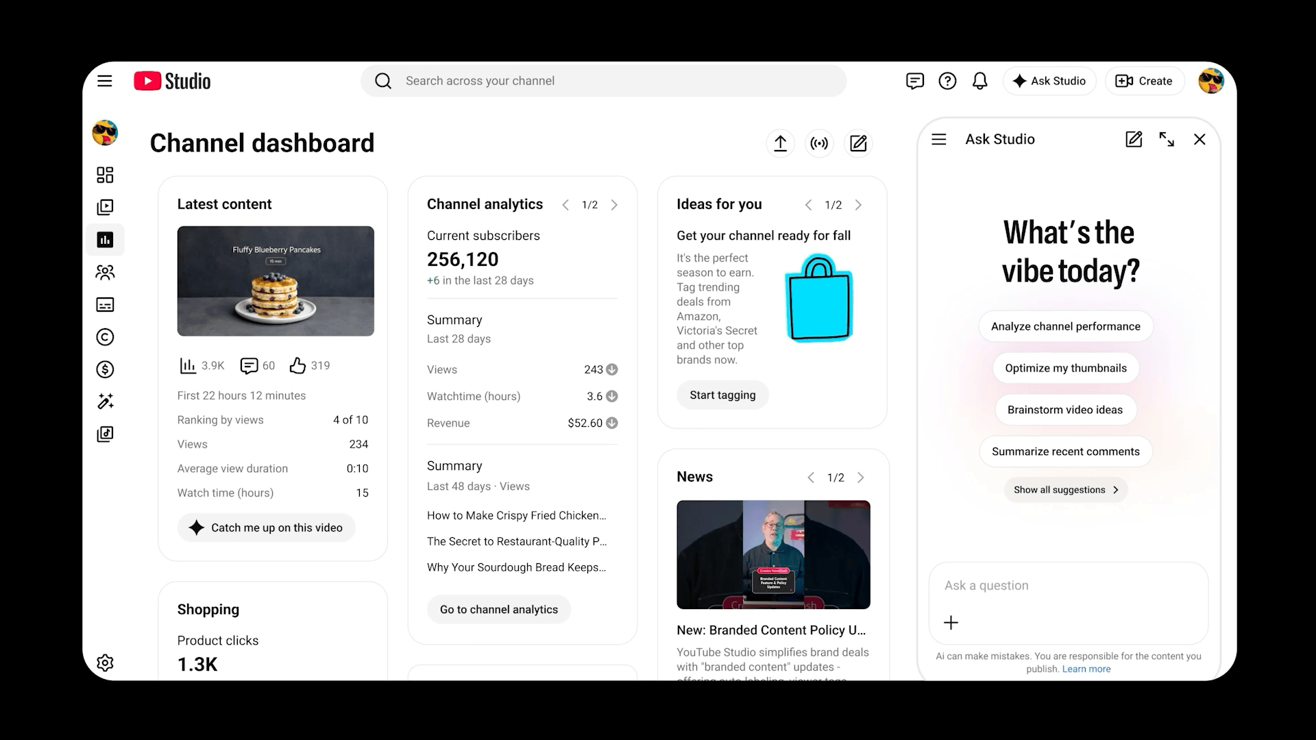 Интерфейс YouTube Studio с аналитикой и управлением каналом
