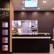 15 минут на самовывоз: «Вкусно — и точка» тестирует экспресс-ячейки 3 Экспресс-ячейки для заказа Вкусно и точка кухня