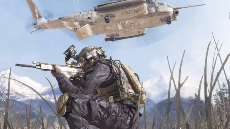 Боец в камуфляже с винтовкой Call of Duty Modern Warfare 2