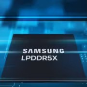 70% DRAM Samsung уже распределено, за остаток идёт борьба 27 чип памяти Samsung LPDDR5X на плате устройства