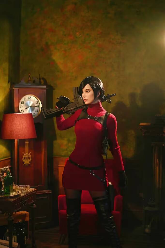 Ada Wong из Resident Evil 4 Remake в косплее Ksana Syn