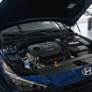 Двигатель Hyundai WIA внутри автомобиля Hyundai корейский
