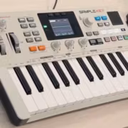 Akai показала клавишный сэмплер SampleKey с открытой прошивкой