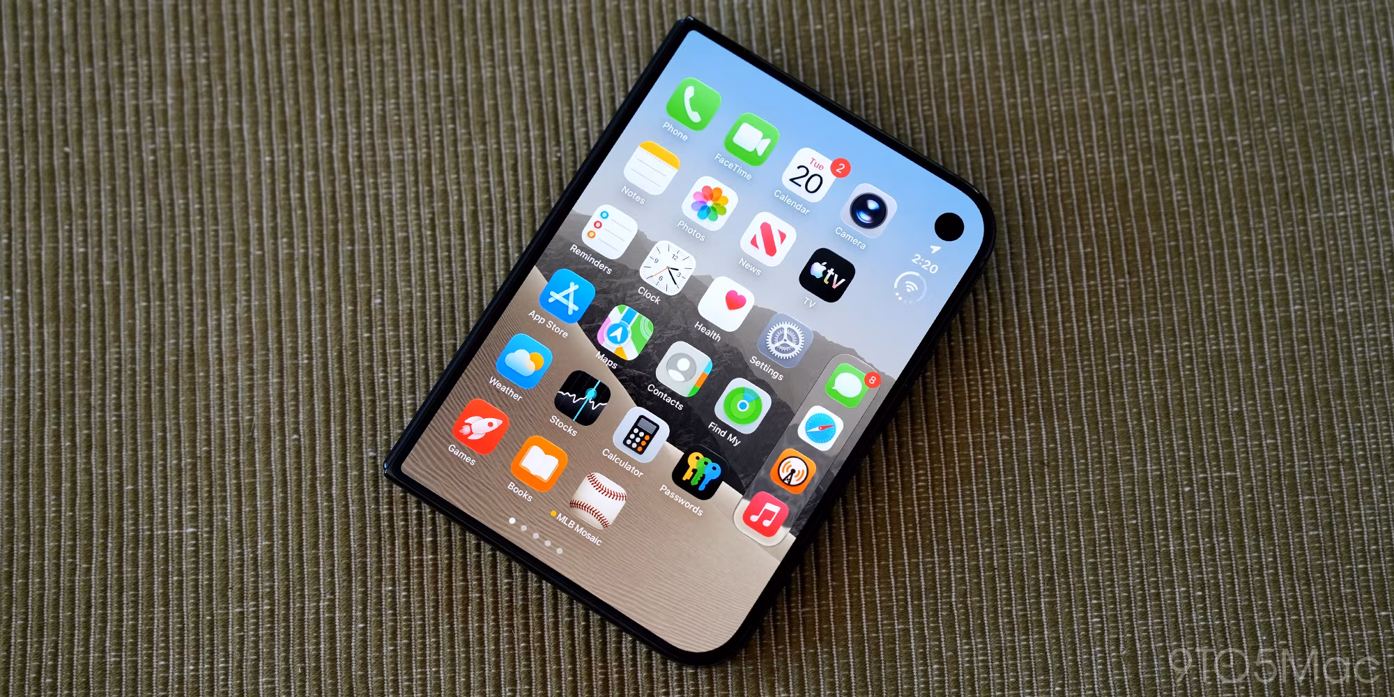 Apple тестирует Face ID под экраном для складного iPhone Duo 2