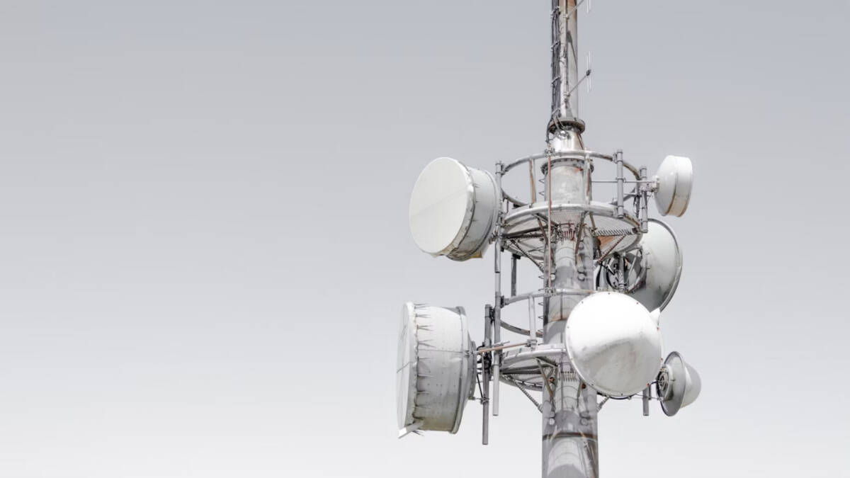 Мачта с антенной компанией AT&T T-Mobile Verizon