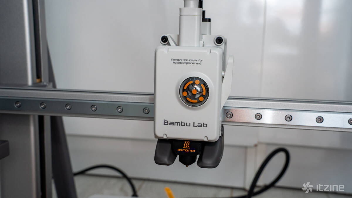 Обзор Bambu Lab A2L Combo + модуль резки: большой 3D-принтер с необычными возможностями 16 Канал для подачи пластика на 3D-принтер Bambu Lab A2L Combo