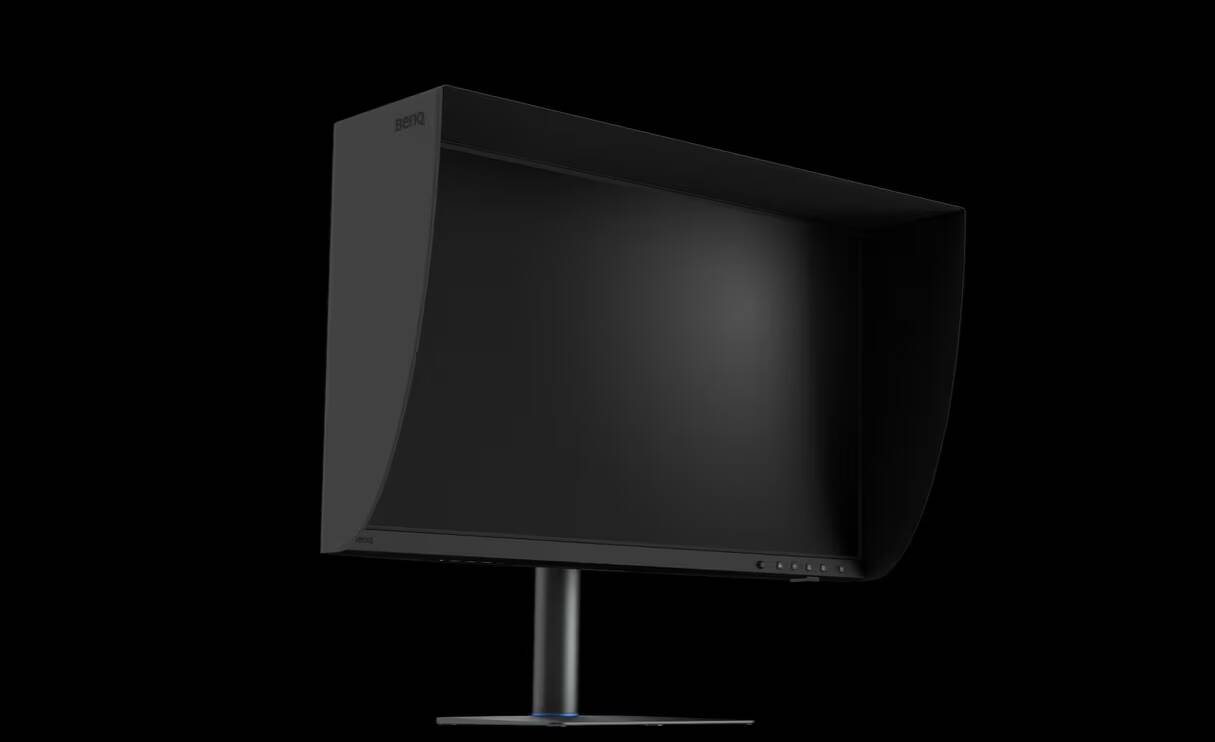 Монитор BenQ Creative Pro PV3250U и комплектные аксессуары