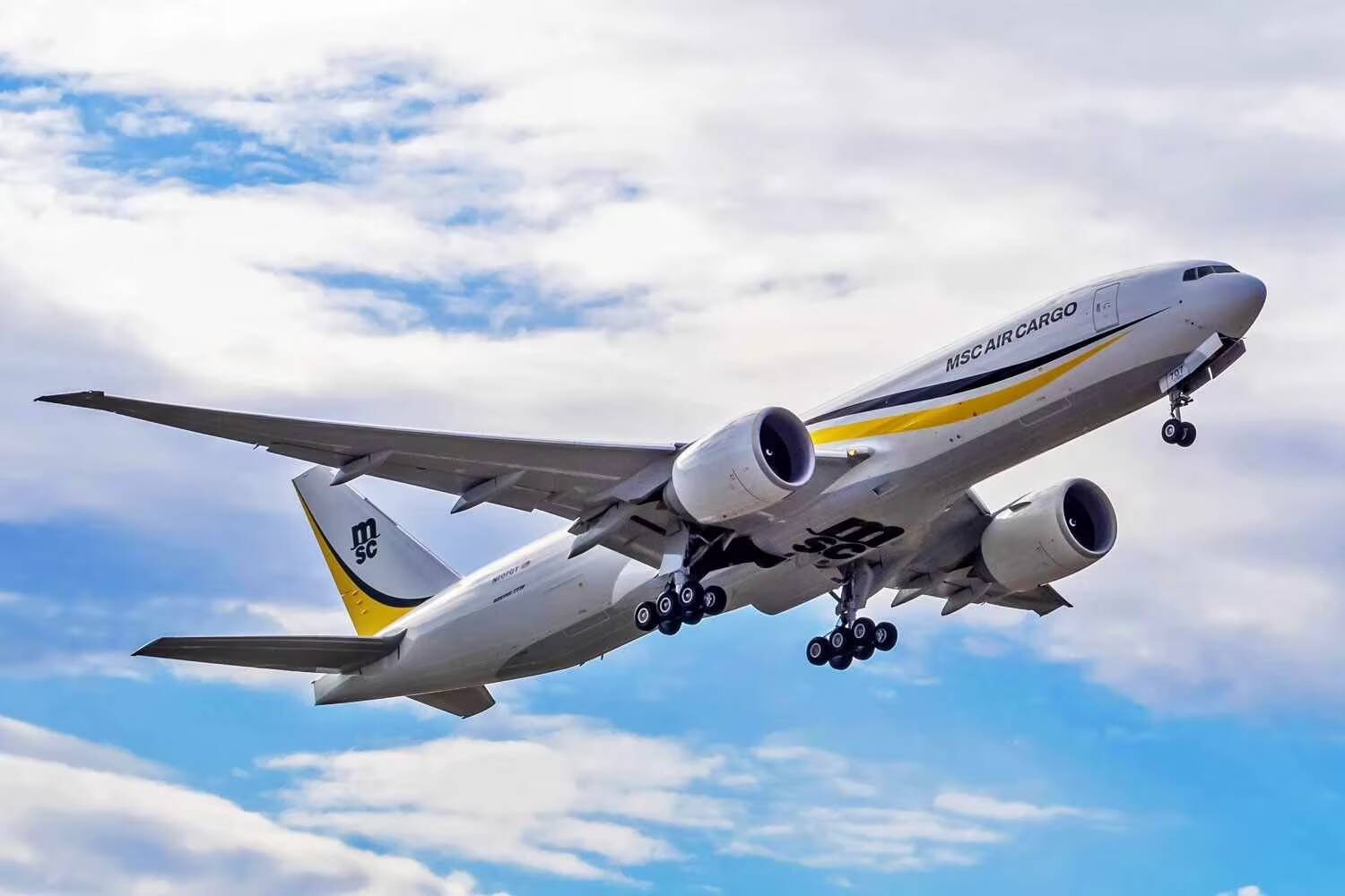 Boeing не собирает грузовые 777F почти два месяца из-за детали крыла 1 Грузовой самолёт Boeing 777F