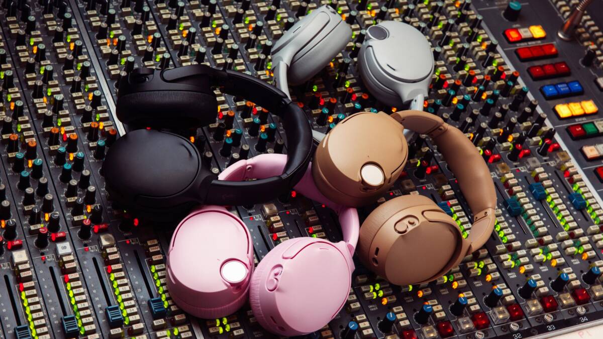 Bose купила Skullcandy, чтобы привлечь новую аудиторию 4 Аудиооборудование, наушники Skullcandy и Bose, микшерный пульт