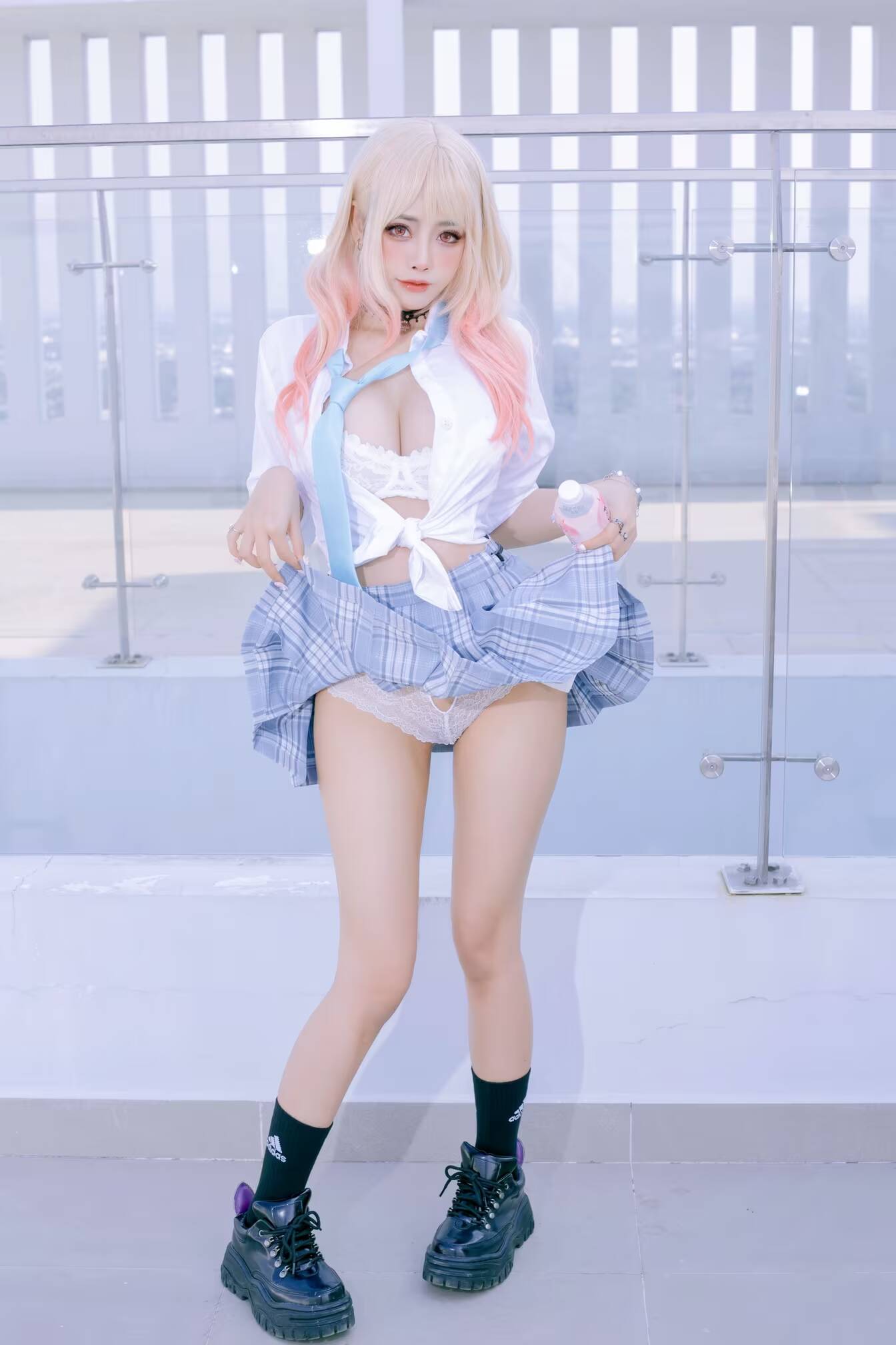 Byoru показала косплей Марин Китагава из Sono Bisque Doll wa Koi o Suru 6 Byoru показала косплей Марин Китагава из Sono Bisque Doll wa Koi o Suru