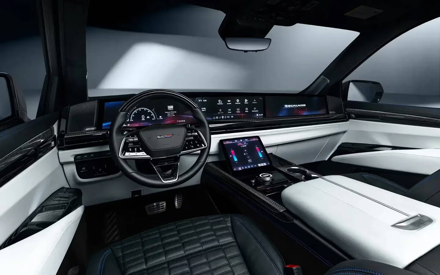Cadillac выпустит 252 юбилейных Escalade-V с выбором VIN-номера 2 Отделка юбилейного Cadillac Escalade-V