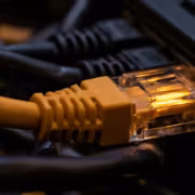 Ethernet-кабель подключение интернет-провайдера Петербург DDoS-атака