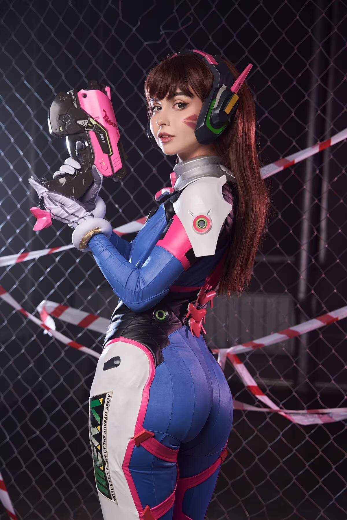 Дива и Роковая Вдова: Maruxia и Shorinya сделали дуэтный косплей по Overwatch