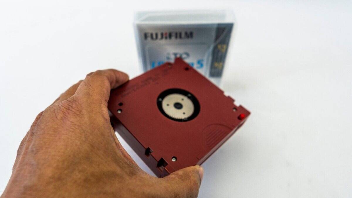 Fujifilm готовит крупнейшие за 20 лет вложения в магнитные ленты 1 Fujifilm готовит крупнейшие за 20 лет вложения в магнитные ленты