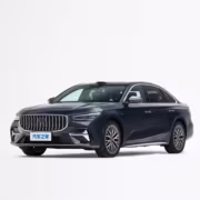 седан Geely Preface L Plus черный спереди и сбоку