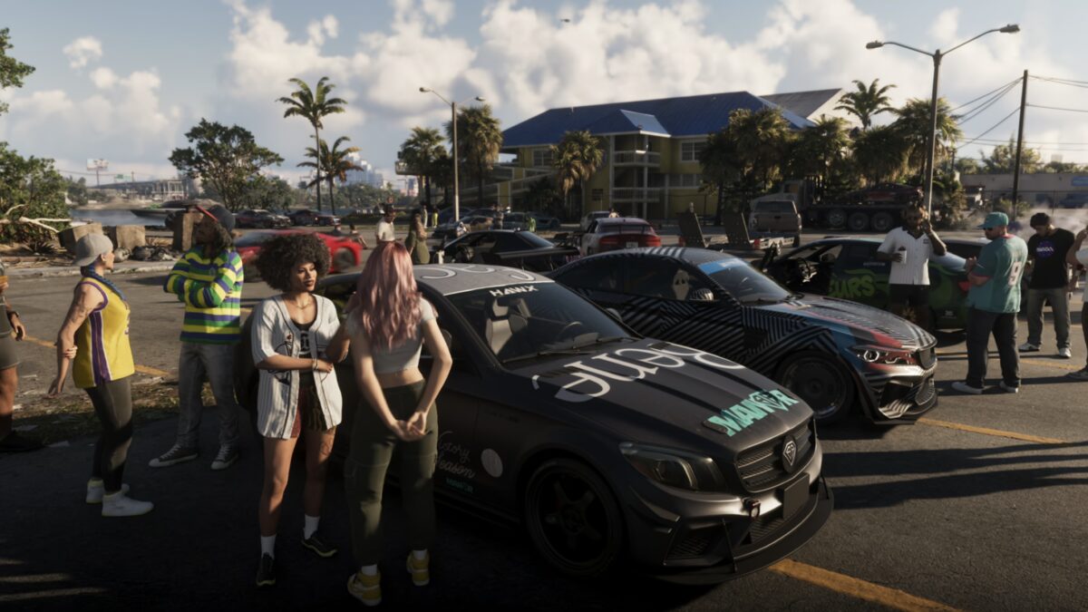 Молодые люди возле черной машины в GTA VI