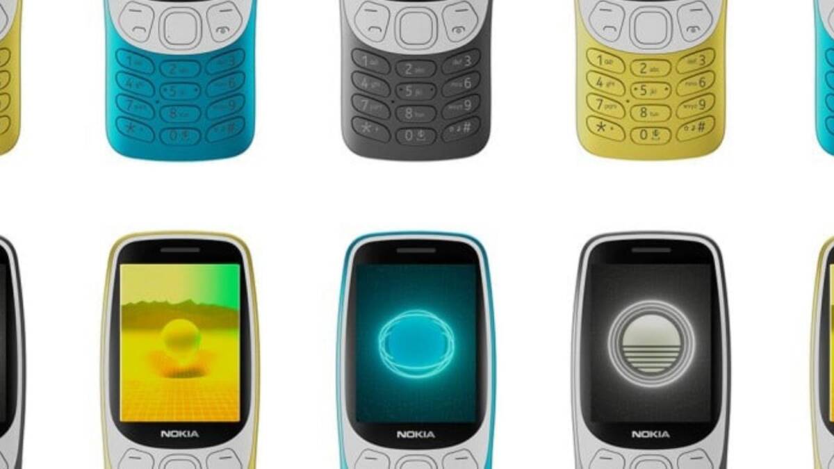 Несколько старых мобильных телефонов Nokia и кнопочные устройства