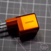 Ugreen Nexode Air 65W: обзор оранжевой GaN-зарядки