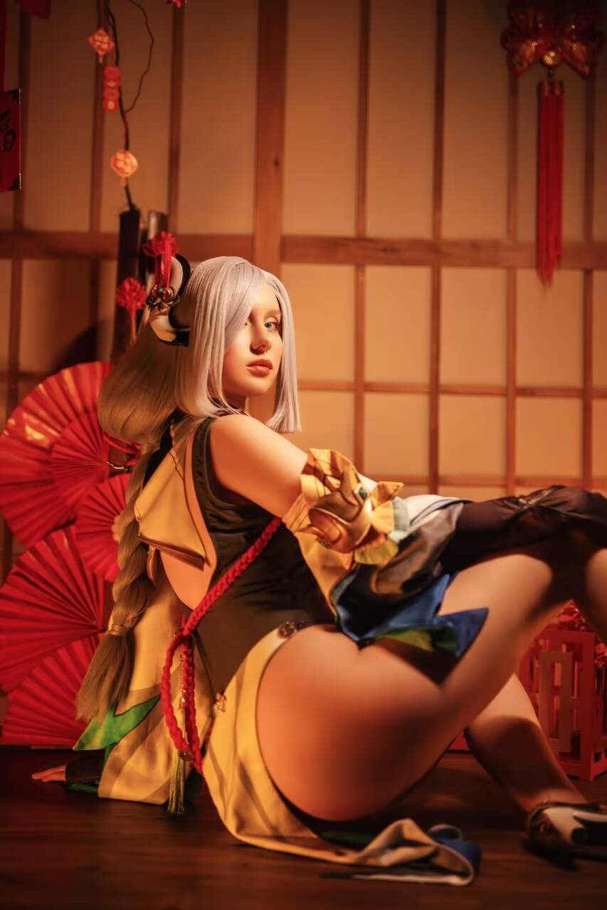 Косплей Shenhe от Aava Hime: холодная эстетика Genshin Impact 11 Косплей Shenhe от Aava Hime: холодная эстетика Genshin Impact