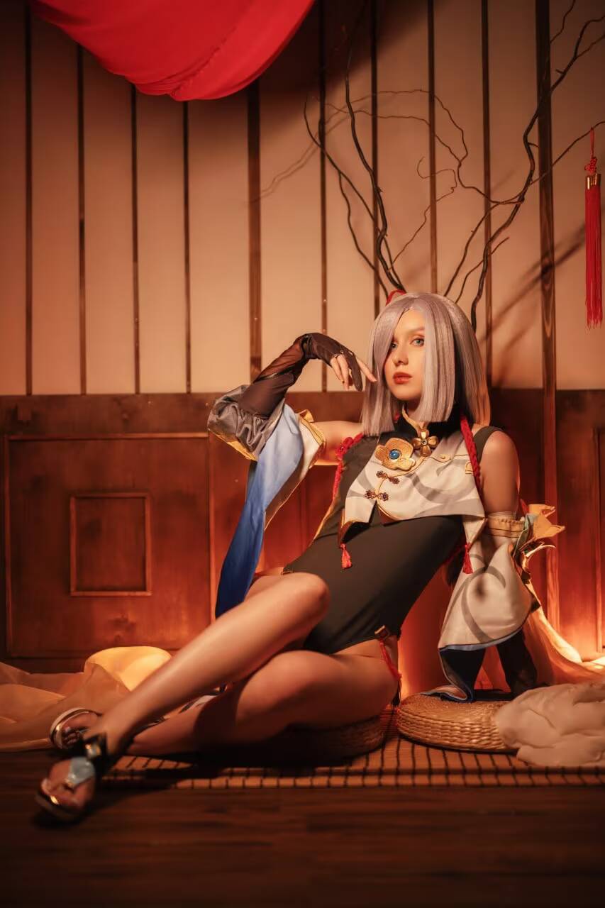 Косплей Shenhe от Aava Hime: холодная эстетика Genshin Impact 12 Косплей Shenhe от Aava Hime: холодная эстетика Genshin Impact
