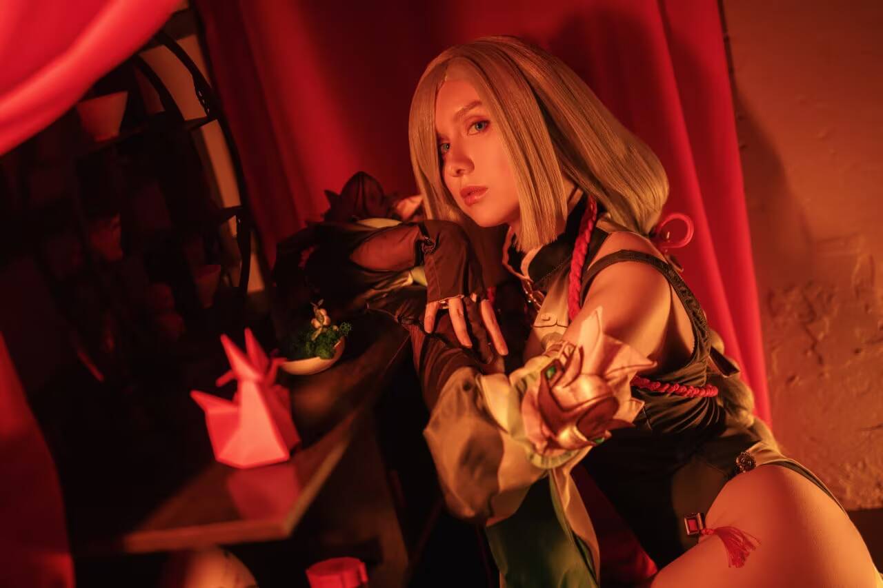 Косплей Shenhe от Aava Hime: холодная эстетика Genshin Impact 9 Косплей Shenhe от Aava Hime: холодная эстетика Genshin Impact