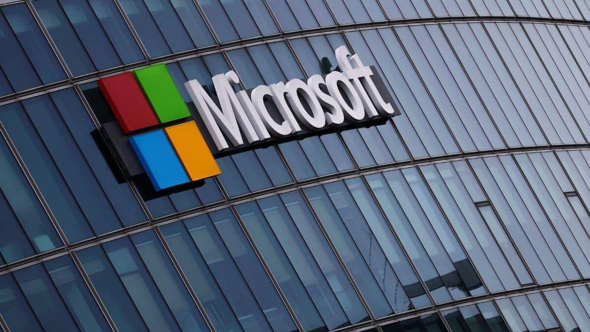 Microsoft предложила 60 000 сотрудников добровольно уйти с выплатами 1 Microsoft предложила 60 000 сотрудников добровольно уйти с выплатами
