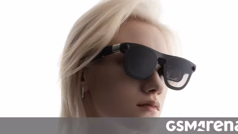 Очки XR Xreal Aura с черной рамкой и затемнёнными стеклами