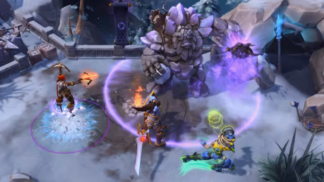 Вражеский герой и два героя Warcraft 3 Blizzard Heroes of the Storm