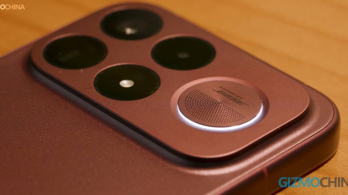 Камера тройная Redmi K100 на задней панели