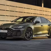 новый универсал Audi RS5 зеленый кузов