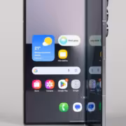 Складной смартфон в разложенном виде Redmi Mix Fold
