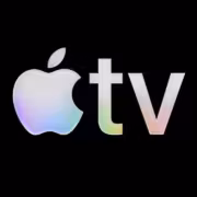 Логотип Apple TV с белым и радужным эффектом на черном фоне
