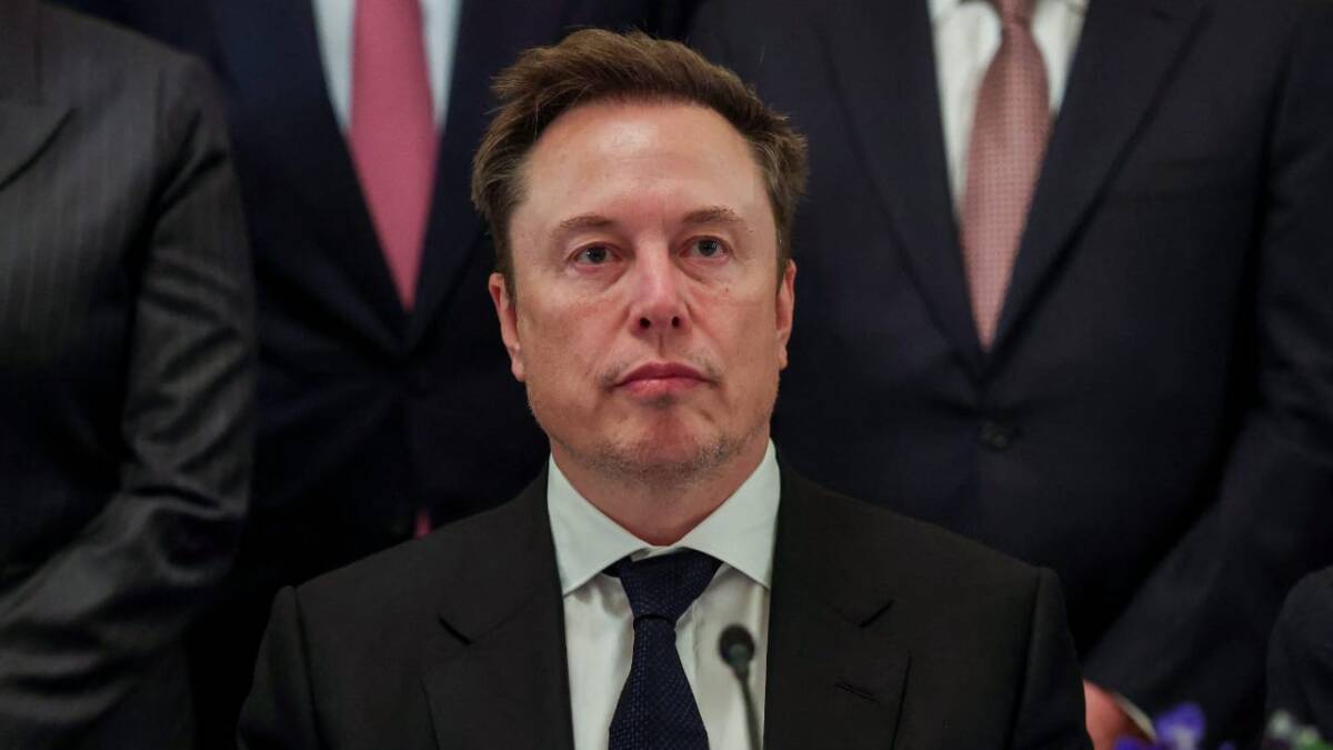 SpaceX привлекла $40 млрд на ИИ-чипы, Маск предрёк крах неооблаков