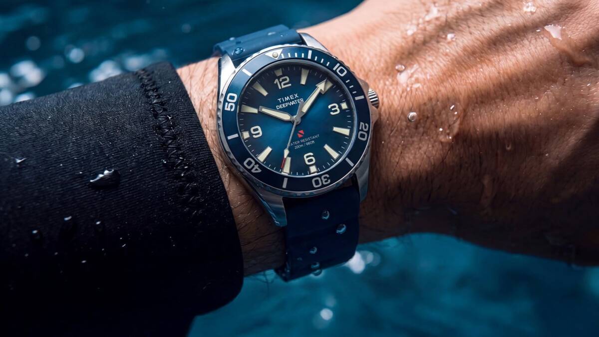 часы Timex Deepwater Arctic 200 на руке